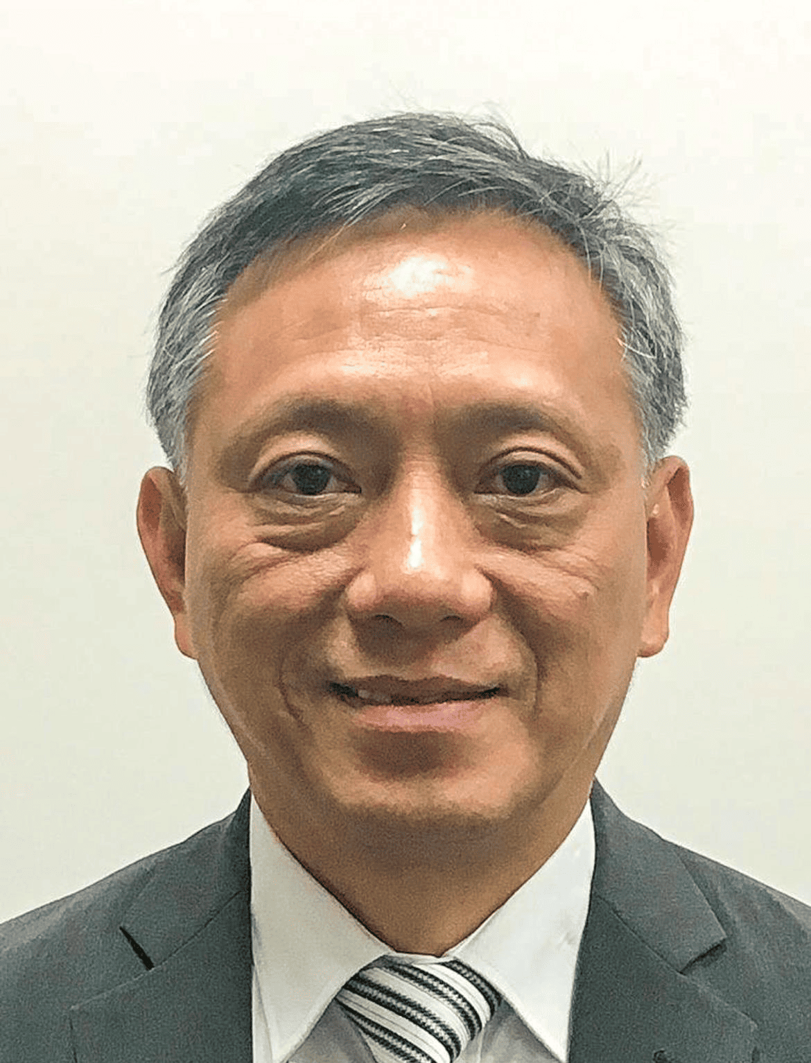 Mr. Law Kam-chuen 羅錦泉先生